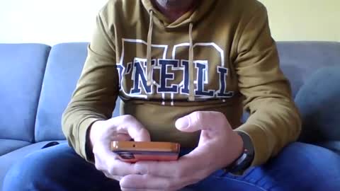 Snapshot of runner_1978 chatting on 03-05-25, 08:54 runner_1978 online show from 03-05-25, 08:54