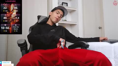  R U S S E L L  online show from 02-01-26, 03:21