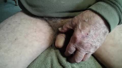 Snapshot of rustic69 chatting on 10-23-25, 04:50 rustic69 online show from 10-23-25, 04:50