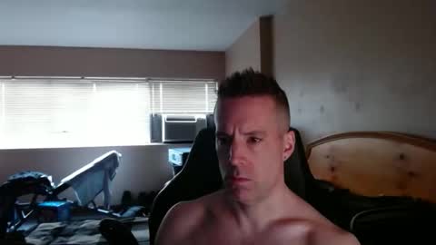 rustic_cuse_777 online show from 12-19-25, 05:09