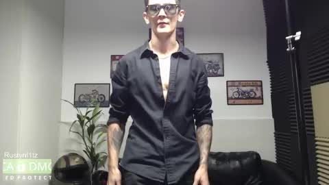 MillionDollarGuy online show from 11-24-25, 04:12