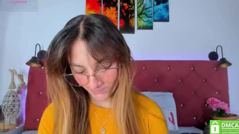 Snapshot of ruth_harvey chatting on 10-08-25, 01:31 Ruth online show from 10-08-25, 01:31