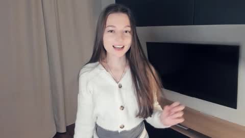 Maia online show from 11-28-25, 05:26