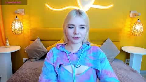 ruthbryant online show from 10-12-25, 01:59