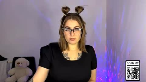 Nika online show from 11-05-25, 04:40