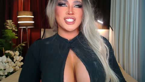 Samantha online show from 12-29-24, 06:56