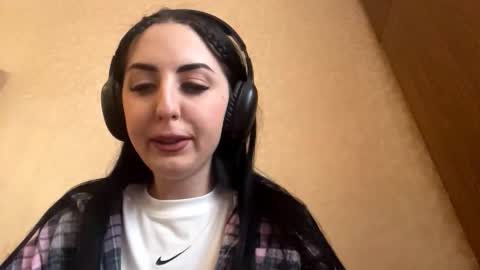 Cindy online show from 11-08-25, 10:04