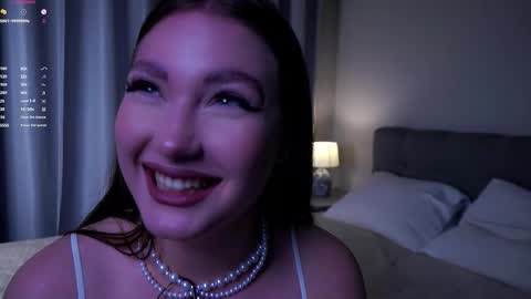 Emma online show from 09-30-25, 01:16