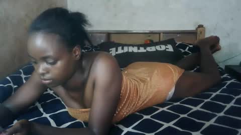 ruu_prettygal online show from 02-04-26, 08:42