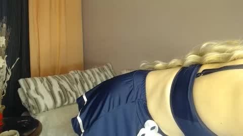 ruxandradanny online show from 10-29-25, 01:24