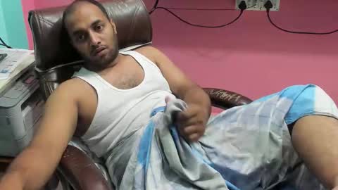 Snapshot of rwb17 chatting on 10-21-25, 11:11 rwb17 online show from 10-21-25, 11:11