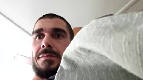 Snapshot of ryan198650 chatting on 02-14-26, 07:32 ryan198650 online show from 02-14-26, 07:32