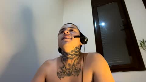 ryan_blake1 online show from 03-18-26, 06:11