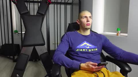 RYAN DOZER online show from 10-16-25, 08:04