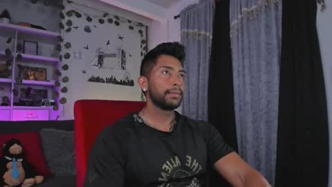 Snapshot of ryanboy30 chatting on 11-18-25, 10:25 ryanboy30 online show from 11-18-25, 10:25