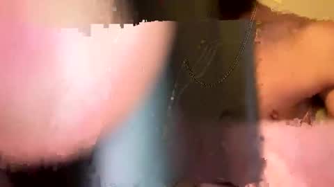 Snapshot of ryandelgadophone chatting on 11-08-25, 08:36 SingleDad online show from 11-08-25, 08:36