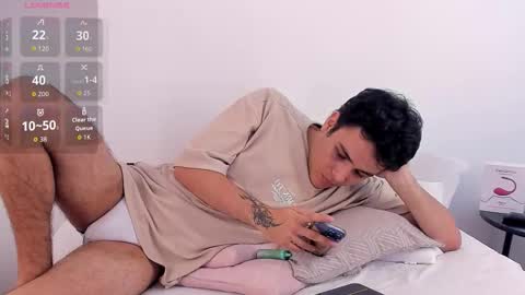 Snapshot of ryanfuller_ chatting on 12-04-25, 10:29 Ryan online show from 12-04-25, 10:29