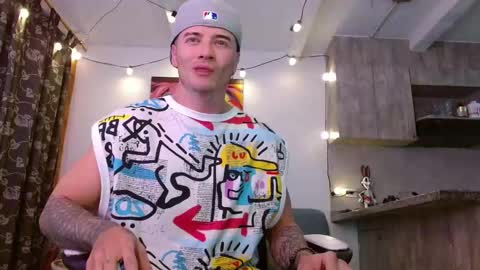 Ryan Blue ig ryannblue online show from 02-17-25, 01:58