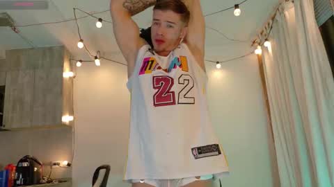 Ryan Blue ig ryannblue online show from 09-12-25, 12:22