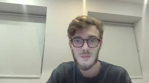 Snapshot of ryanogorman5858 chatting on 02-26-25, 01:43 anonomousstoneruk online show from 02-26-25, 01:43