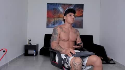 Snapshot of ryanwhite3 chatting on 02-12-26, 02:06 ryanwhite3 online show from 02-12-26, 02:06