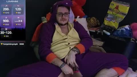 Snapshot of ryleyrainn chatting on 11-20-25, 08:58 Ryley Rainn online show from 11-20-25, 08:58