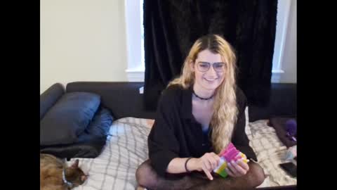 Ryn Michele online show from 12-15-24, 06:37