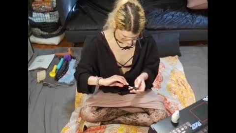 Ryn Michele online show from 12-17-24, 05:58