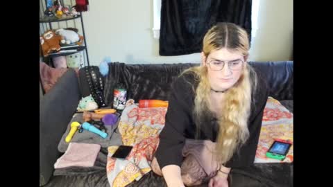 Ryn Michele online show from 12-24-24, 07:00