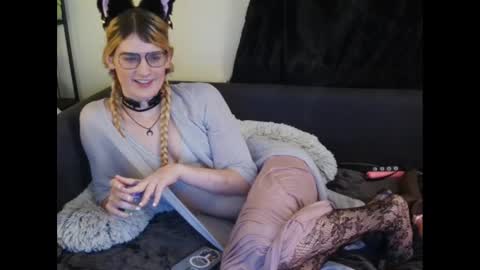 Ryn Michele online show from 12-31-24, 07:51