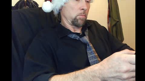 Snapshot of rynoxox chatting on 12-15-24, 11:23 rynoxox online show from 12-15-24, 11:23