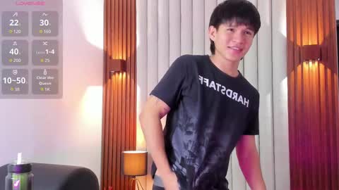 Snapshot of ryo_kush chatting on 10-25-25, 03:58 Ryo Kush online show from 10-25-25, 03:58