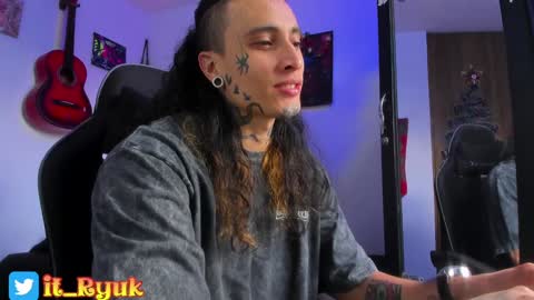 leopmonk help me reach 100 thumbs up online show from 12-31-24, 02:58