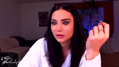 Y      online show from 12-18-24, 02:10