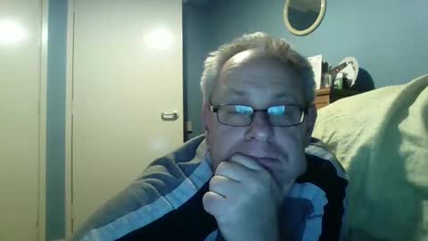 Snapshot of s536sny18 chatting on 12-15-24, 07:21 s536sny18 online show from 12-15-24, 07:21