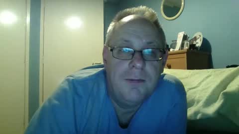 Snapshot of s536sny18 chatting on 01-05-25, 08:10 s536sny18 online show from 01-05-25, 08:10