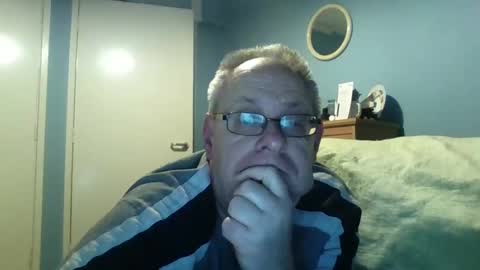 Snapshot of s536sny18 chatting on 01-12-25, 08:57 s536sny18 online show from 01-12-25, 08:57