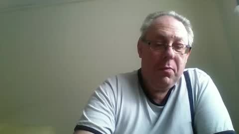 Snapshot of s536sny18 chatting on 02-02-25, 02:56 s536sny18 online show from 02-02-25, 02:56