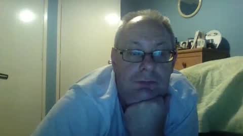 Snapshot of s536sny18 chatting on 09-14-25, 02:38 s536sny18 online show from 09-14-25, 02:38