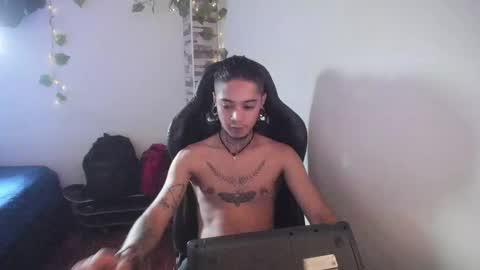 Snapshot of saad__man chatting on 11-16-25, 08:47 Danny online show from 11-16-25, 08:47