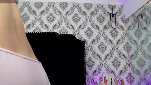 Saara Brown online show from 03-04-25, 06:50