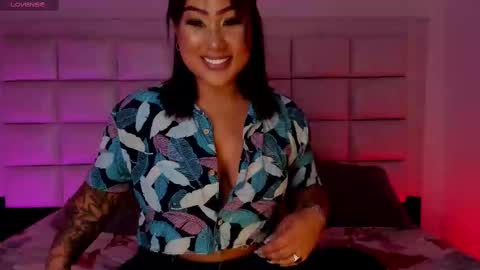 Snapshot of saarawiilson chatting on 09-17-25, 06:31 SARA WILSON online show from 09-17-25, 06:31