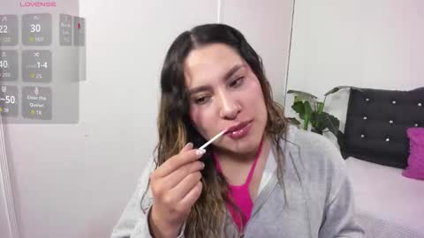 saaya_tay online show from 10-10-25, 03:16