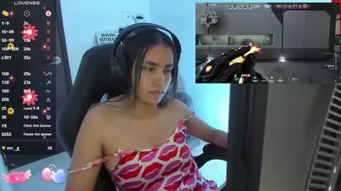 Angie  online show from 10-31-25, 07:26