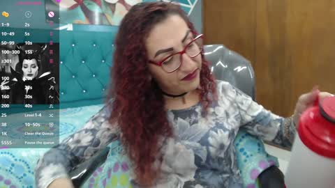 SABRINA online show from 01-15-25, 12:47