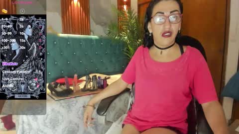 Snapshot of sabrina_dupont chatting on 02-06-26, 01:03 SABRINA online show from 02-06-26, 01:03