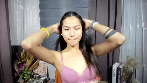 Nadine online show from 01-15-26, 04:22