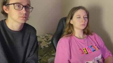 Snapshot of sabrinaanddaniel chatting on 11-15-25, 09:21 SabrinaDaniel online show from 11-15-25, 09:21