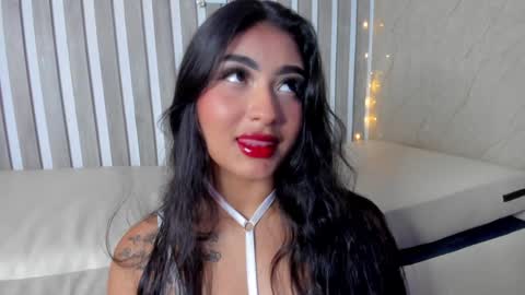 mariana  online show from 12-26-24, 10:09