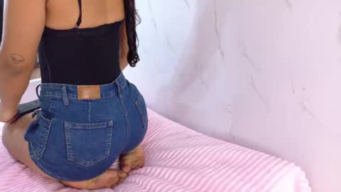 mariana  online show from 10-08-25, 10:40